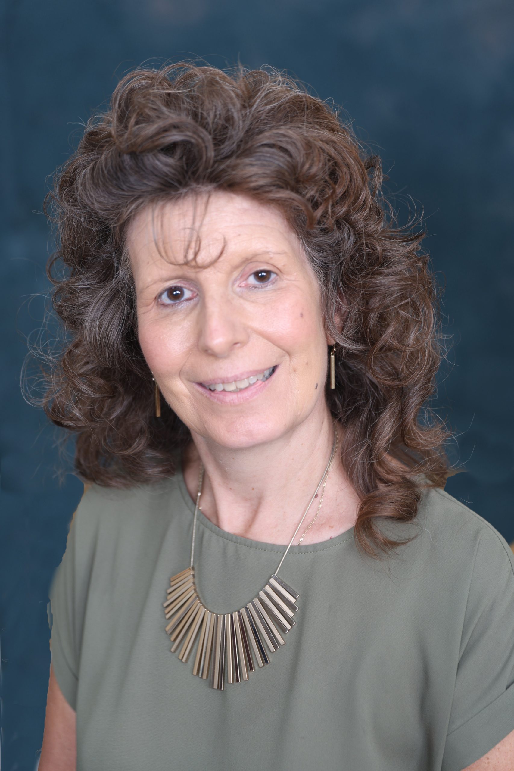 Lisa J. Edinger