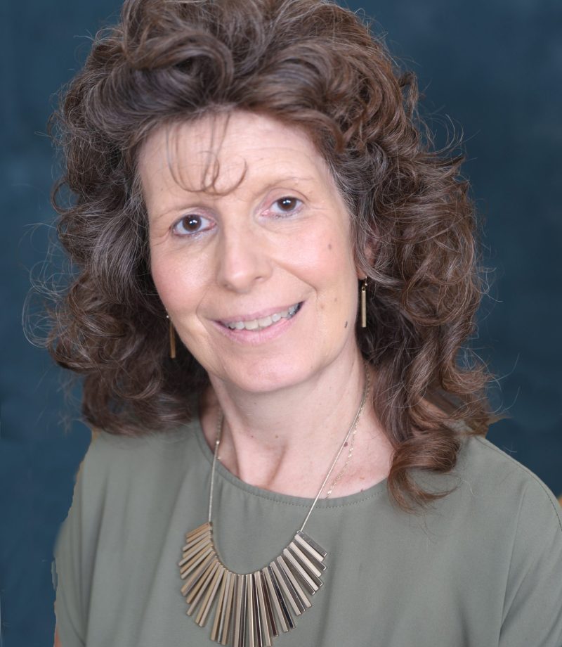 Lisa J. Edinger